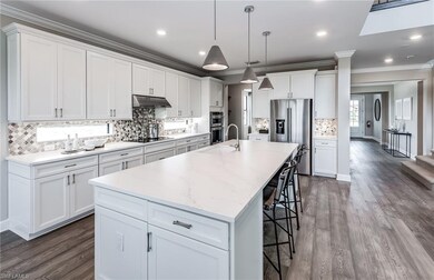 Photos of furnished model, options may vary.