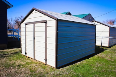 2 NW 6th St, Tuttle, OK 73089 - photo 7