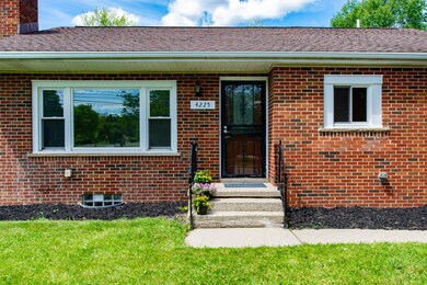 Stephen Hollowell Real Estate