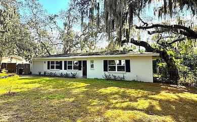 305 Saint Augustine Ave, Temple Terrace, FL 33617 - photo 2