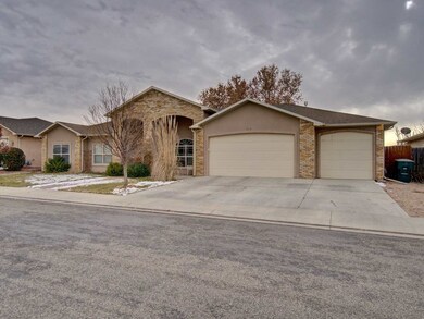 2519 Van Buren Ave, Grand Junction, CO 81505 - photo 2