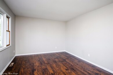 9910 Tyler St, Crown Point, IN 46307 - photo 6