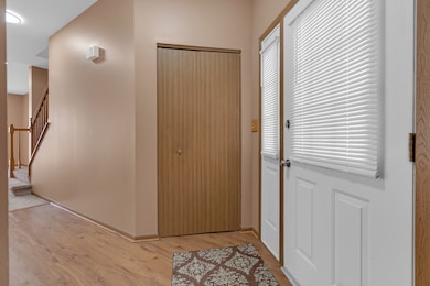 368 Glen Byrn Ct unit 11368A, Schaumburg, IL 60194 - photo 3