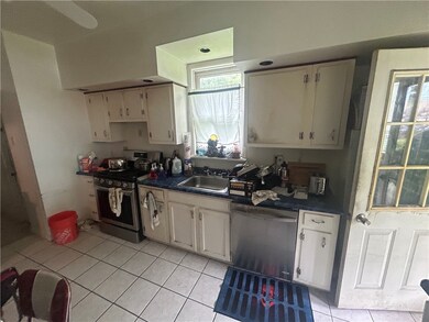 108 Leneake St, Turtle Creek, PA 15145 - photo 6