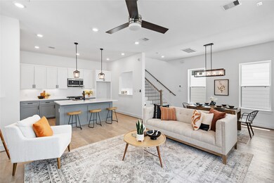 718 W Donovan St unit D, Houston, TX 77091 - photo 6