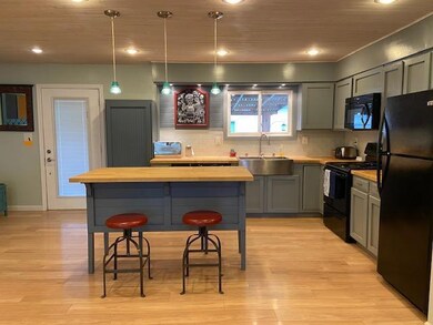 667 E 2nd St, Logan, OH 43138 - photo 3