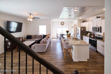 8651 Satellite Ln, Knoxville, TN 37920 - photo 5