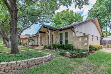 408 Circleview Dr S, Hurst, TX 76054 - photo 3