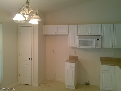 2711 NE 5th Ave, Cape Coral, FL 33909 - photo 4