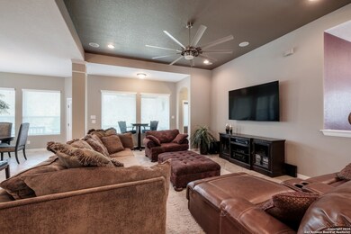 10338 Salamanca, Helotes, TX 78023 - photo 4