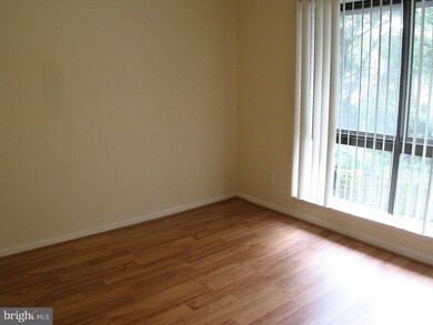 13B E Daisy Ln unit B, Mount Laurel, NJ 08054 - photo 6