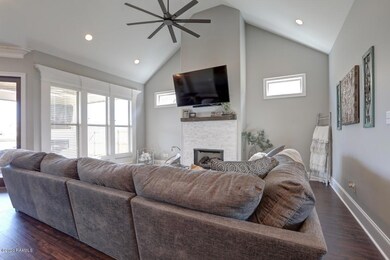 123 San Sebastian Dr, Youngsville, LA 70592 - photo 7