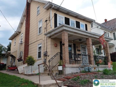318 N 4th St, Lehighton, PA 18235 - photo 3