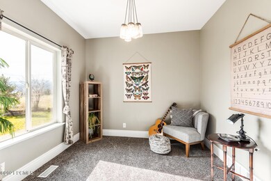 64 S 550 E, Midway, UT 84049 - photo 7