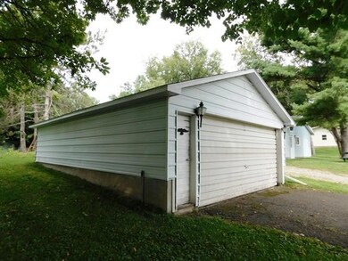 121 Pine St N, Turtle Lake, WI 54889 - photo 3