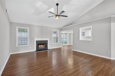 5683 Riverside Walk Dr, Sugar Hill, GA 30518 - photo 4