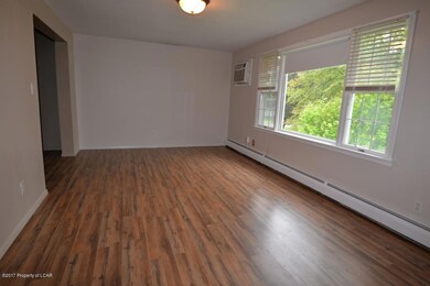 18 Yorktown Rd, Mountain Top, PA 18707 - photo 4