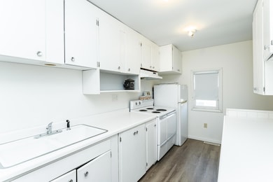 1909 5th St SW, Rochester, MN 55902 - photo 7