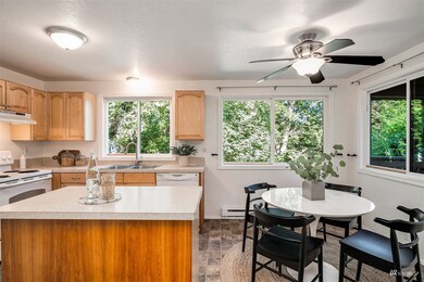 12110 11th Place W unit 1 & 2, Everett, WA 98204 - photo 4