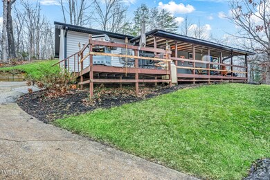 HorseshoeEXTERIOR-11