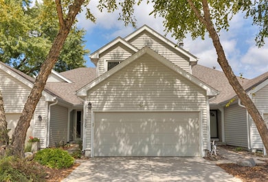 3957 92nd Dr, Urbandale, IA 50322 - photo 5