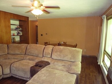 1203 2nd Ave NE, Jamestown, ND 58401 - photo 3