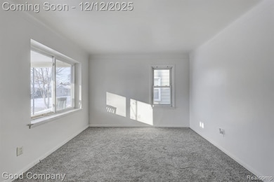 967 E Shevlin Ave, Hazel Park, MI 48030 - photo 4