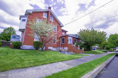 30 W 6th St, Jim Thorpe, PA 18229 - photo 2