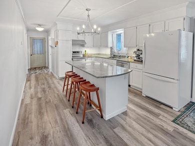 36 N Wiggin St, Greenville, ME 04441 - photo 6