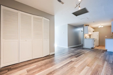 150 Rumford Ave unit 110, Mansfield, MA 02048 - photo 5