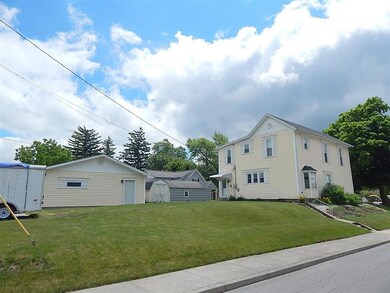 303 E Washington St, Bluffton, IN 46714 - photo 2