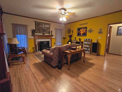 4377 N Sandy Ave, Salina, KS 67401 - photo 3