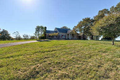 1500 Thatchers Mill Rd, Paris, KY 40361 - photo 3
