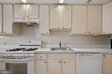 1616 E Fort Ave unit 2, Baltimore, MD 21230 - photo 5