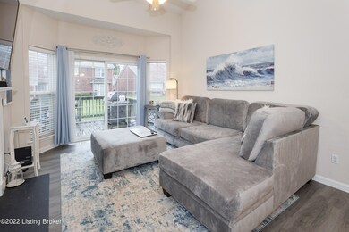 6958 Arbor Creek Dr unit 74, Louisville, KY 40228 - photo 5