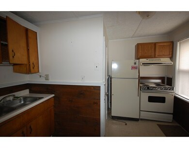 196 E Central St unit 3rd Floor, Franklin, MA 02038 - photo 4