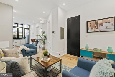 1979 Biltmore St NW unit 2, Washington, DC 20009 - photo 2