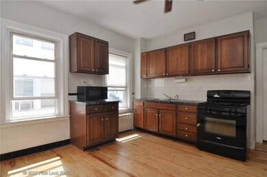 9 Flora St, Providence, RI 02904 - photo 2
