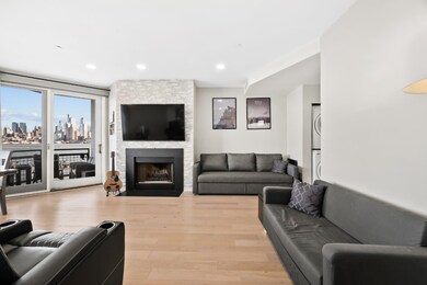 Riva Pointe unit 965, Weehawken, NJ 07086 - photo 2