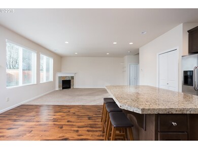 15654 SE Oriole Ln, Clackamas, OR 97015 - photo 4