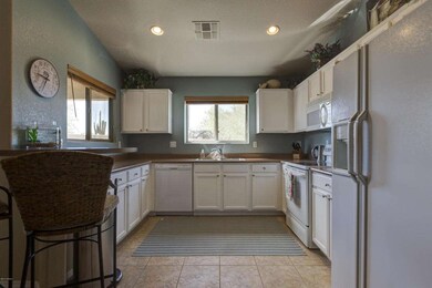 007_Kitchen