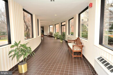 8101 Connecticut Ave unit N304, Chevy Chase, MD 20815 - photo 4