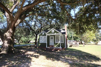 1363 Moss St unit Charming Home on Cor, Georgetown, SC 29440 - photo 2