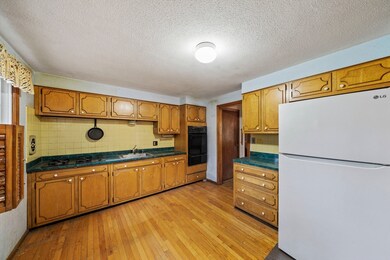 9 Donny Dr, Franklin, MA 02038 - photo 4