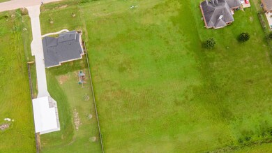 9606 Crescent Cross Dr, Needville, TX 77461 - photo 2