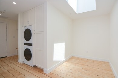 9 State St unit 7, Marblehead, MA 01945 - photo 6