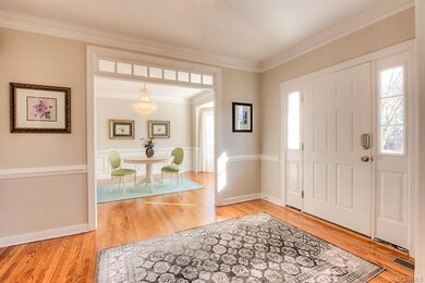 Cased openings have transom windows