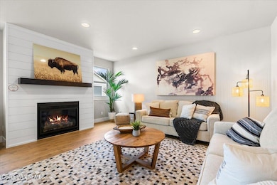07-Living Room