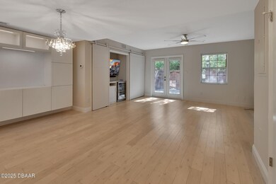 4-Living-Room