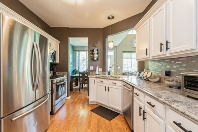 7412 Grandview Ct unit 196, Carpentersville, IL 60110 - photo 6